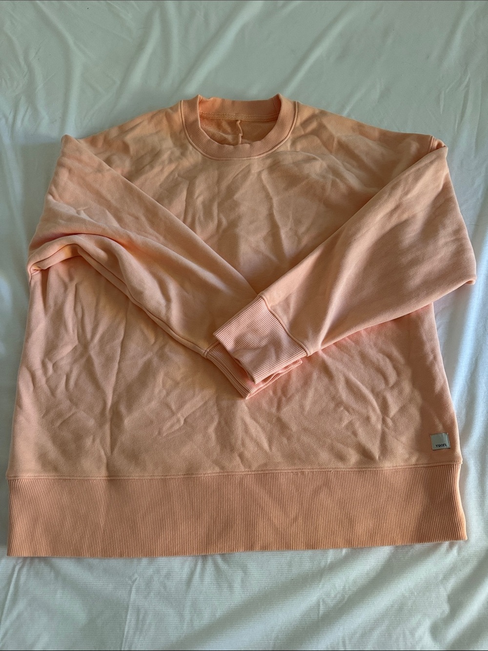 NWOT Vuori Crew neck